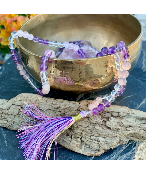 Collier mala "le triangle d'or", améthyste, cristal, quartz rose pour bénéficier 