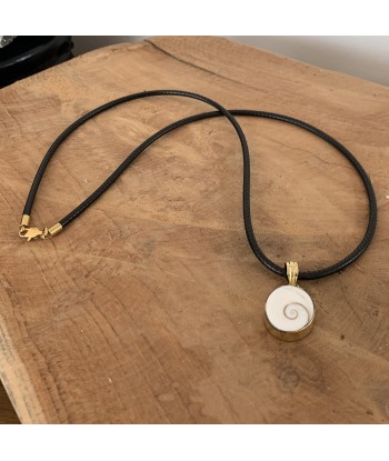 Collier oeil de Shiva, le bijou porte bonheur votre