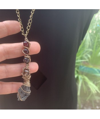 Collier balais de sorcière en kyanite noire, bijoux pour elle votre