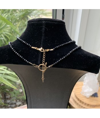 Collier spinelle noire facettée naturelle, un ras de cou élégant Toutes les collections ici