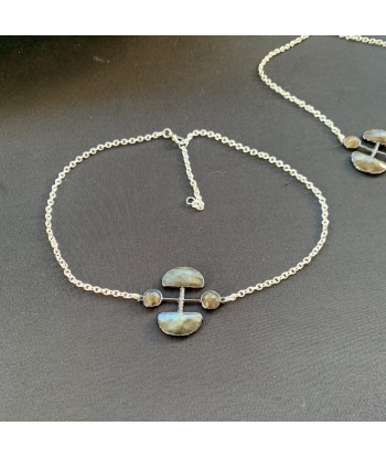 Collier demi lune en labradorite facettée, collier tendance, collier femme moderne acheter en ligne