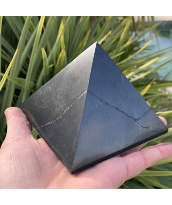 Grande pyramide Shungite noire, Authentique Shungite polie de Carélie Véritable concentré