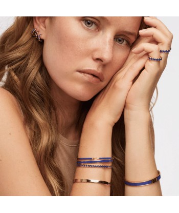 Bracelet Blue Ray Bangle Up est présent 