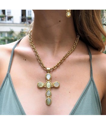 Collier Faith Nacre Niiki Paris l'évolution des habitudes 