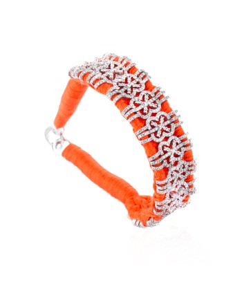 Salvador orange bracelet s'inspire de l'anatomie humaine